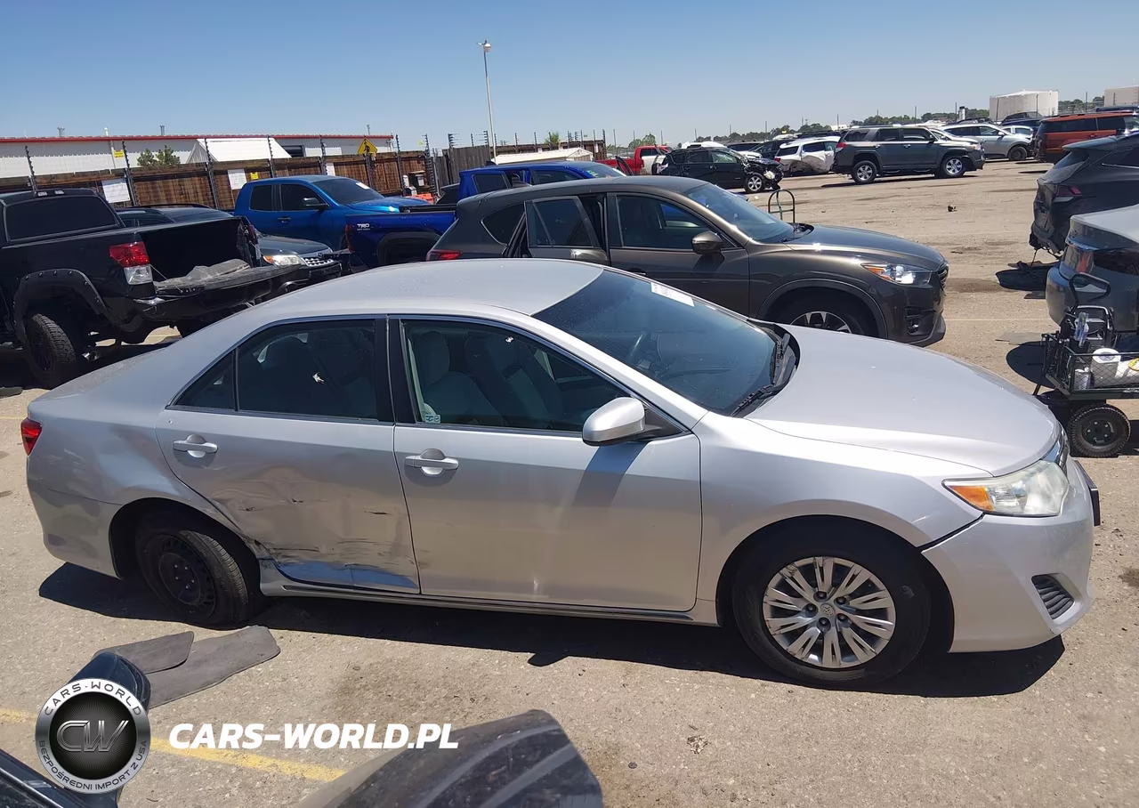 2012 Toyota Camry Le VIN:4T1BF1FK7CU011981 - 13