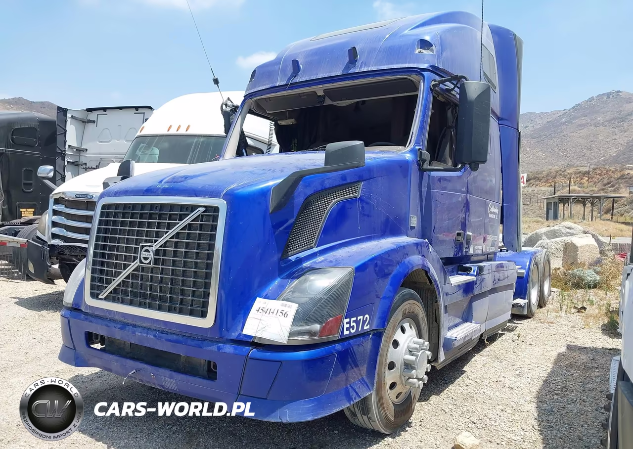 2013 Volvo Vn Vnl VIN:4V4NC9EH5DN135939 - 2