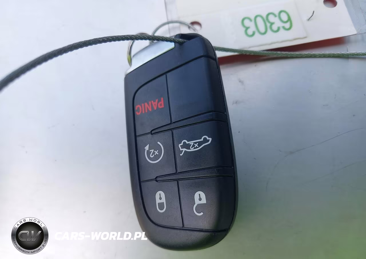 2023 Chrysler 300 300S VIN:2C3CCABG1PH633363 - 11