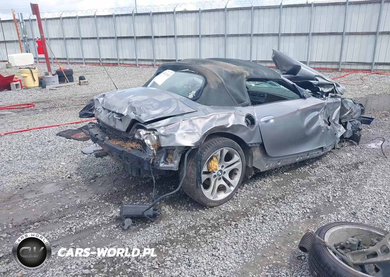 2003 BMW Z4 3.0I VIN:4USBT53433LT21846 - 4