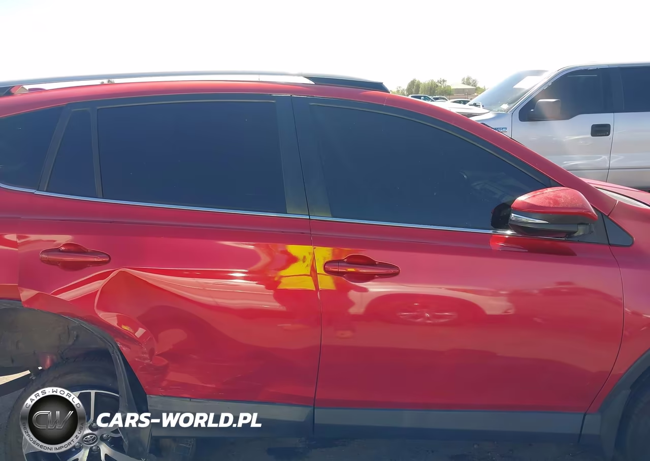 2017 Toyota Rav4 Xle VIN:JTMRFREV8HJ113117 - 13