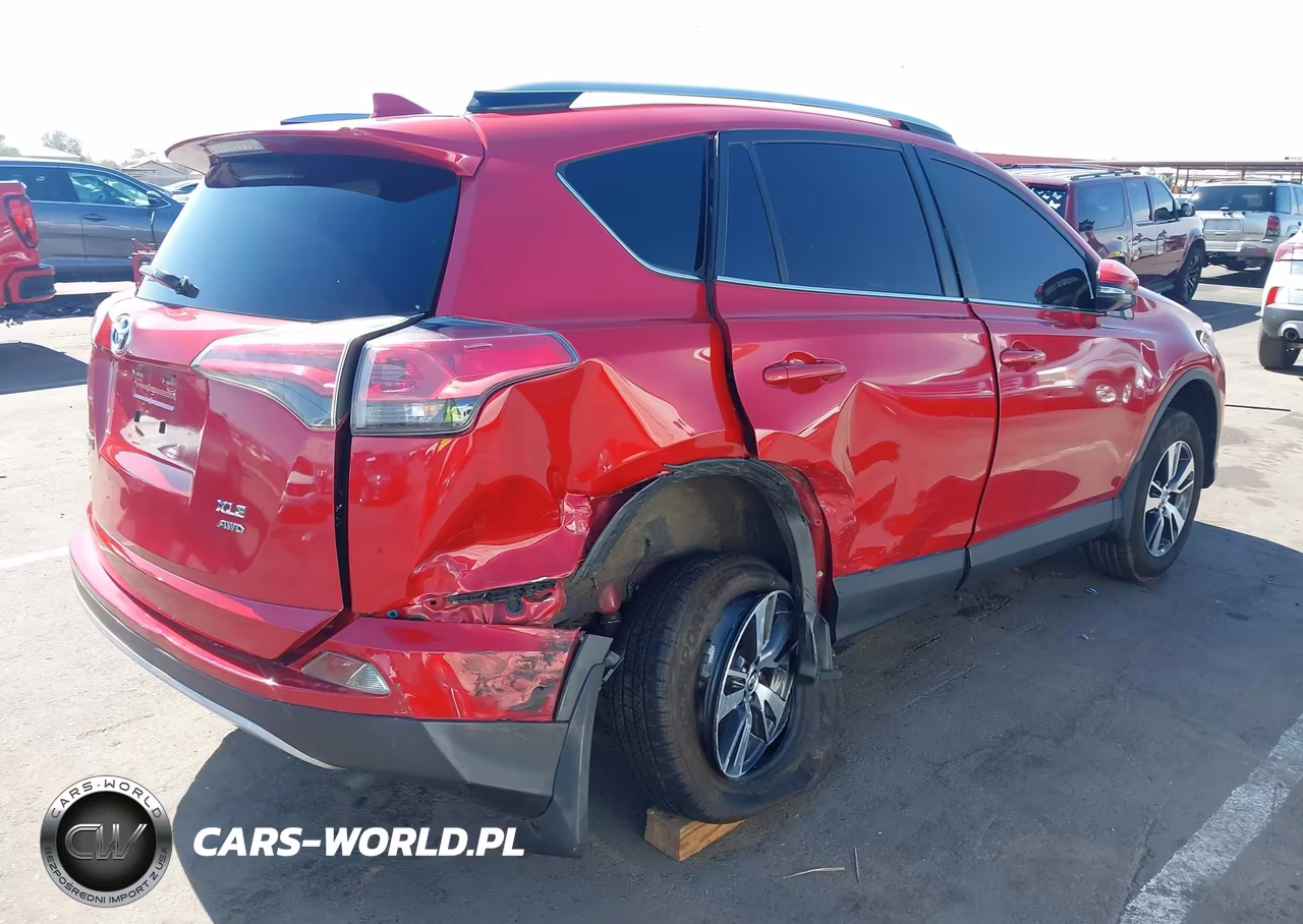 2017 Toyota Rav4 Xle VIN:JTMRFREV8HJ113117 - 4