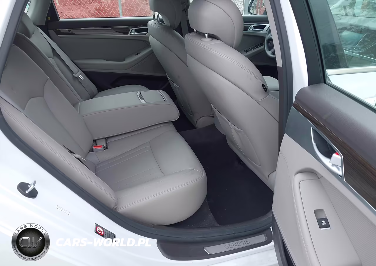 2017 Genesis G80 3.8 VIN:KMHGN4JE0HU171719 - 8