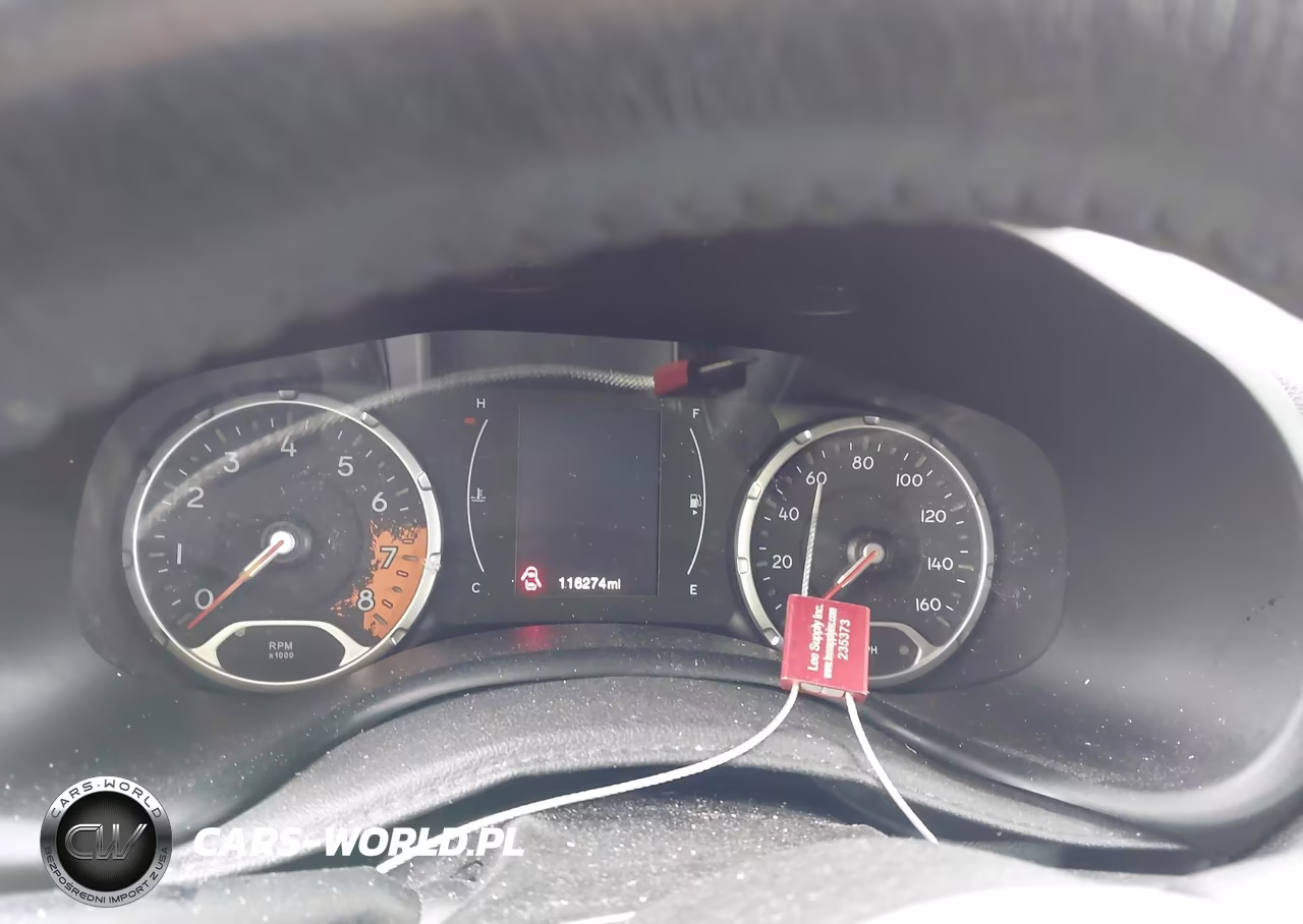 2017 Jeep Renegade Latitude 4X4 VIN:ZACCJBBB5HPF33004 - 7