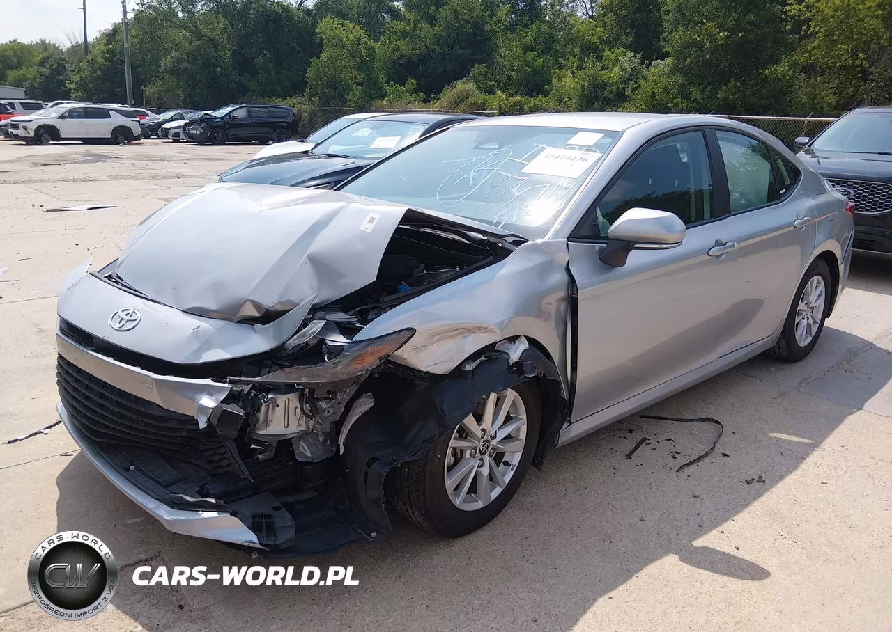 2025 Toyota Camry Le VIN:4T1DAACKXSU585081 - 2