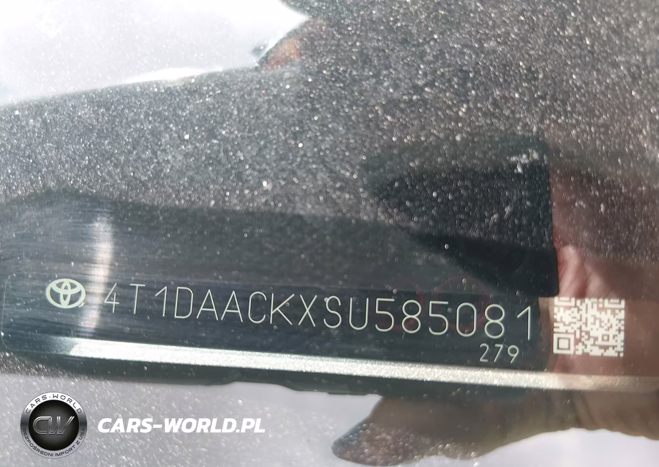 2025 Toyota Camry Le VIN:4T1DAACKXSU585081 - 9