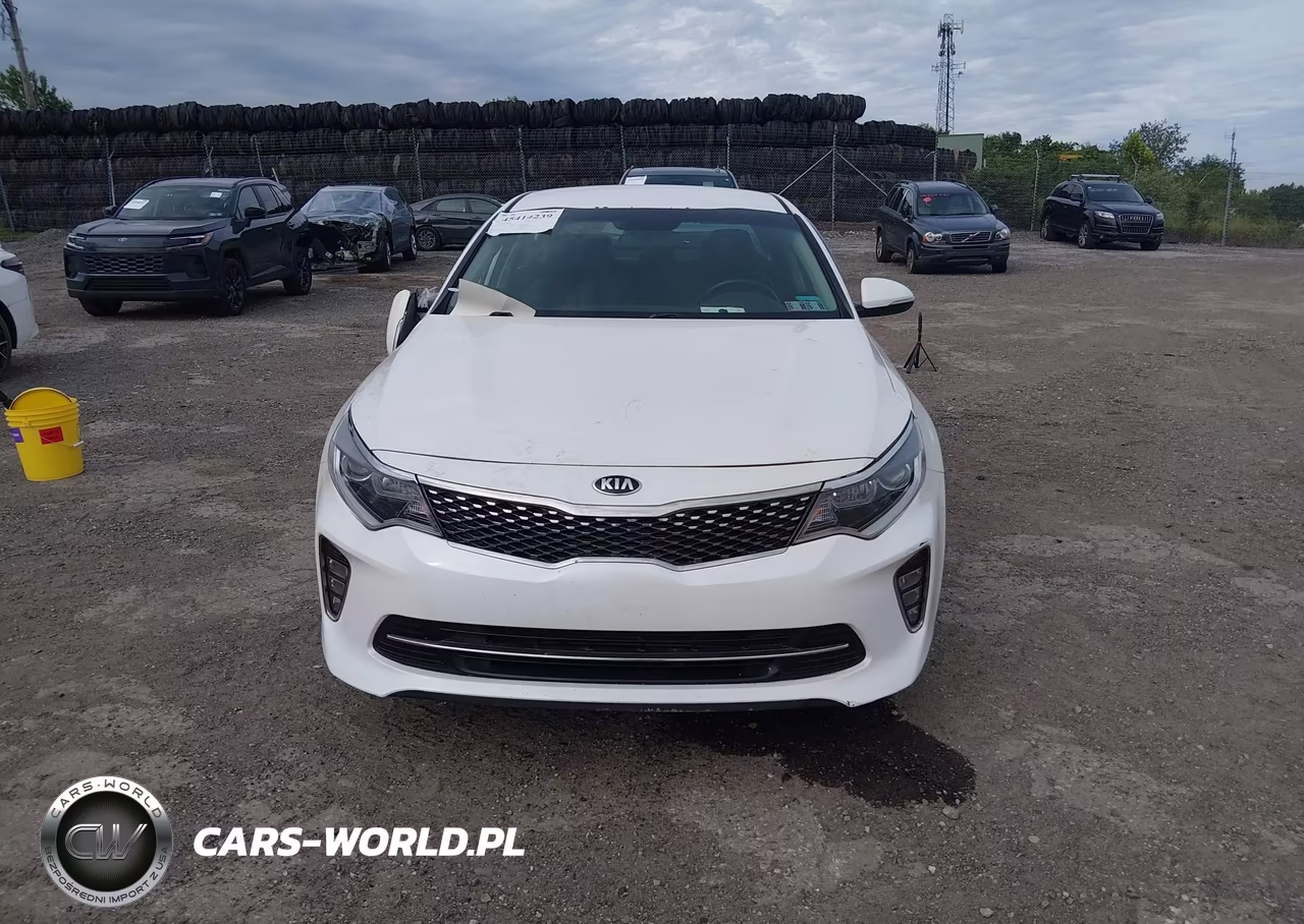 2018 Kia Optima S VIN:5XXGT4L34JG205937 - 13