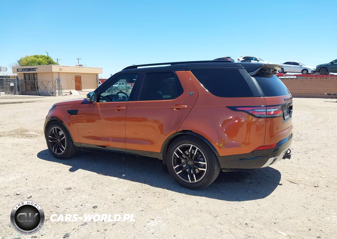 2017 Land Rover Discovery Hse Luxury VIN:SALRHBBV3HA045582 - 14