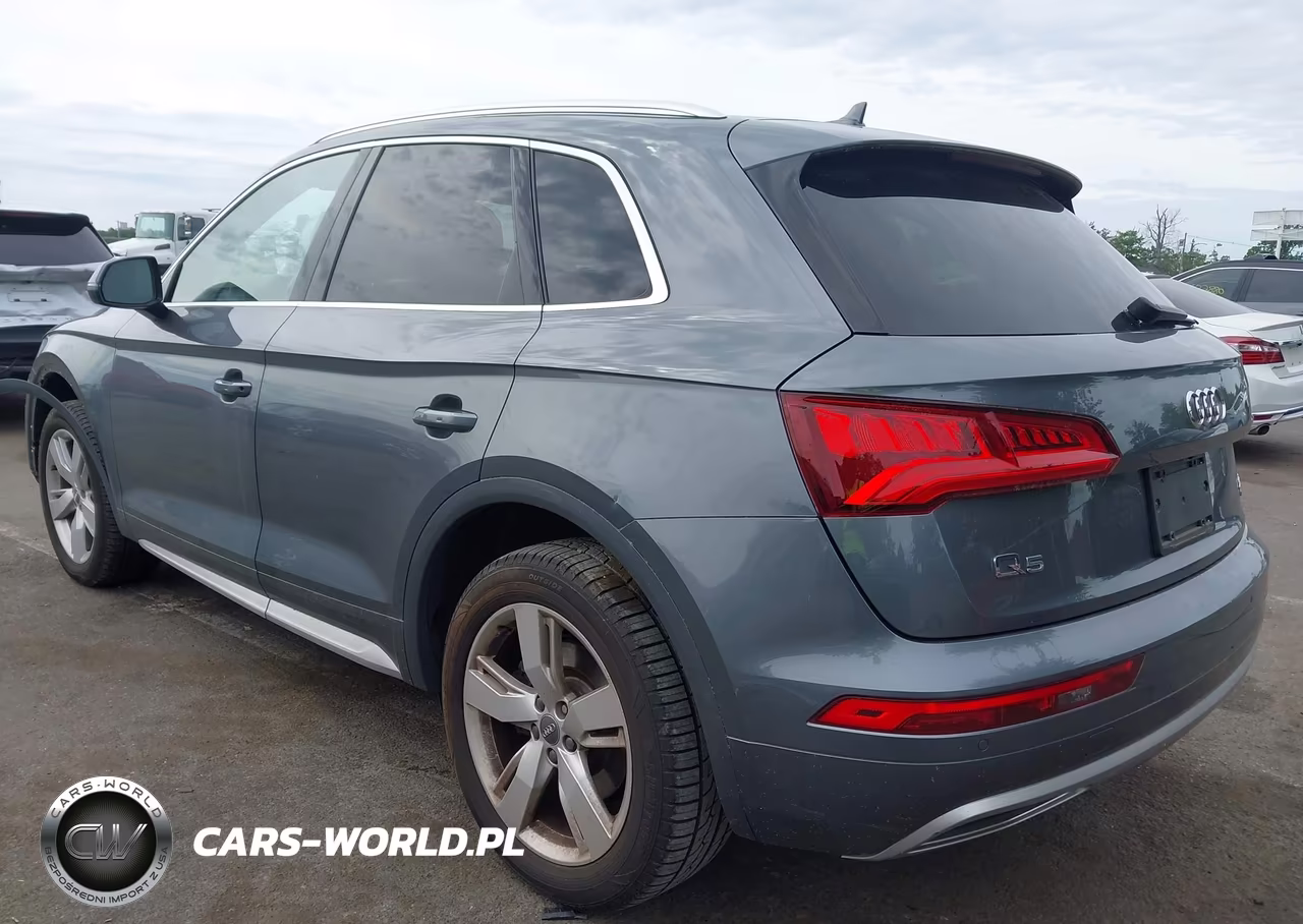 2018 Audi Q5 2.0T Premium-2.0T Tech Premium VIN:WA1BNAFY2J2232547 - 3