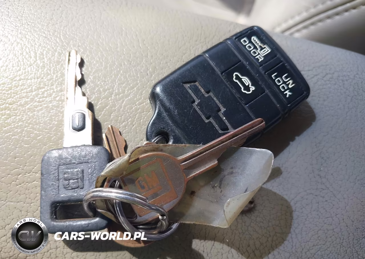 1996 Chevrolet Caprice - Impala Classic Ss VIN:1G1BL52P8TR193577 - 11