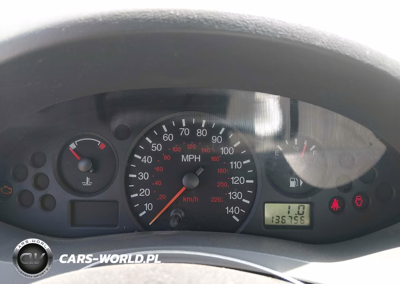 2005 Ford Focus Zx4 VIN:1FAFP34N35W283825 - 7