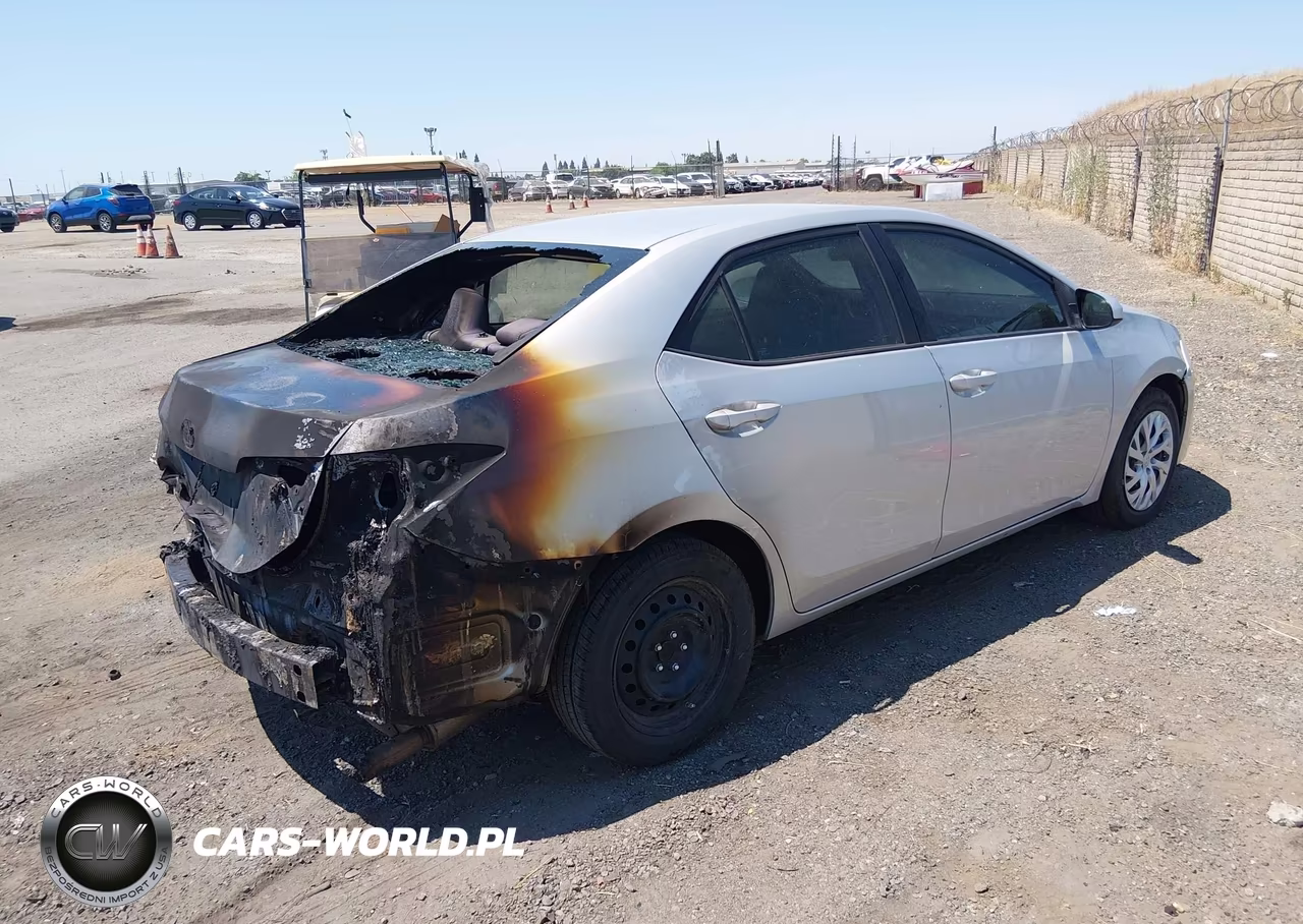 2019 Toyota Corolla Le VIN:5YFBURHE2KP914860 - 4