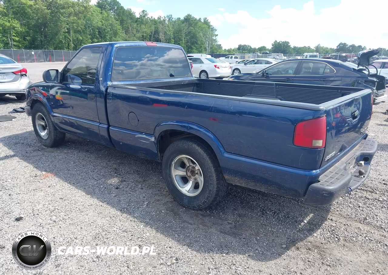 2003 Chevrolet S-10 Ls VIN:1GCCS14X238128332 - 3