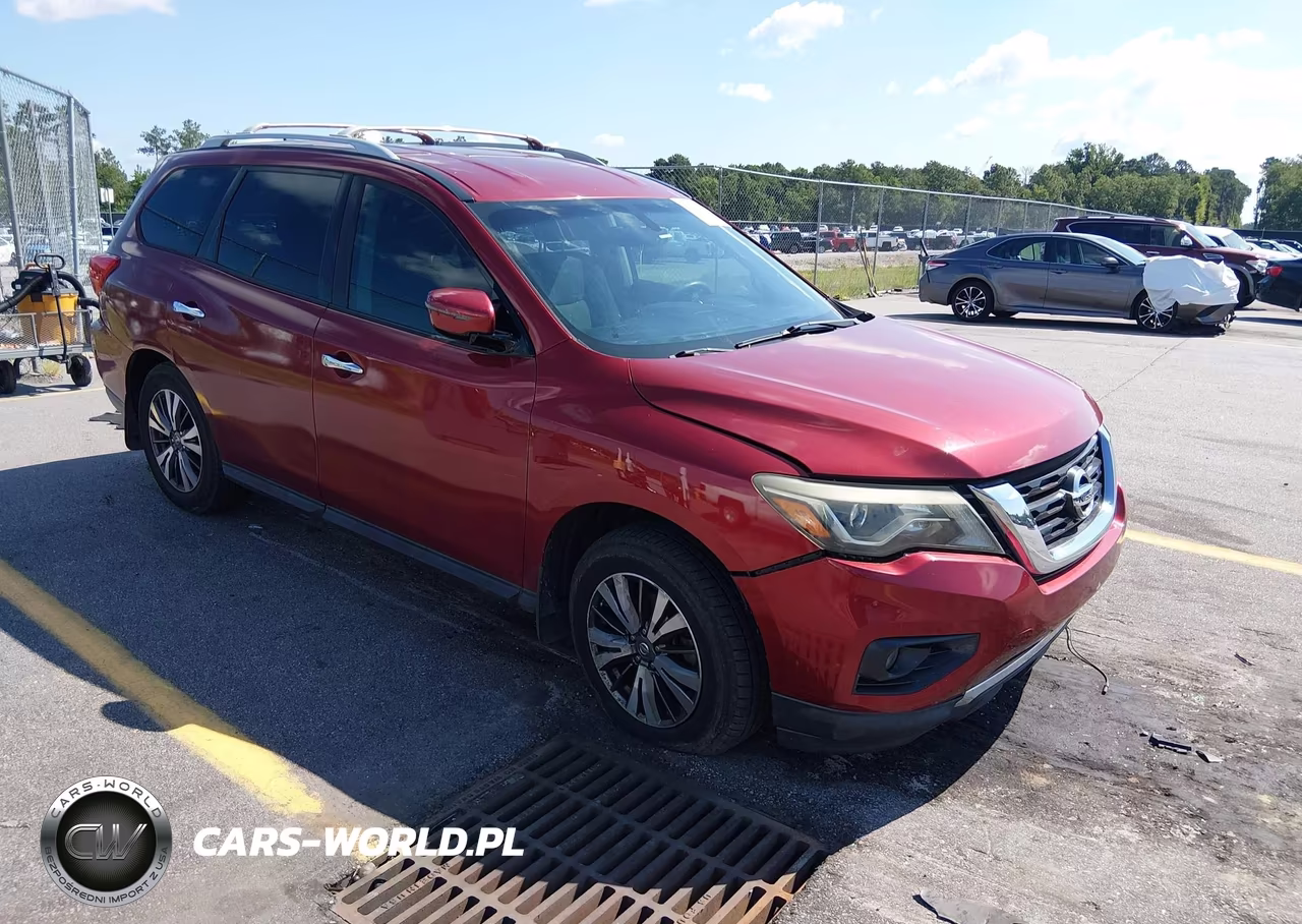2017 Nissan Pathfinder Sv