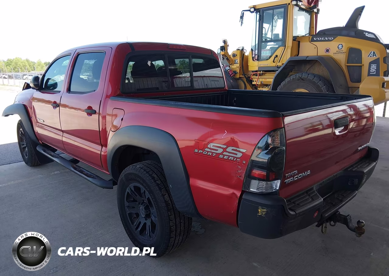 2015 Toyota Tacoma Prerunner VIN:5TFJX4GN5FX040079 - 3