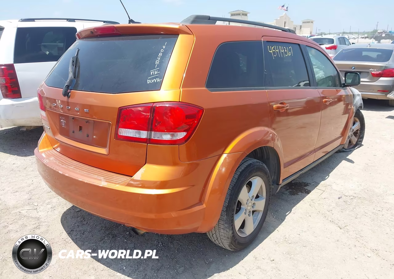 2011 Dodge Journey Express VIN:3D4PG4FB2BT556961 - 4
