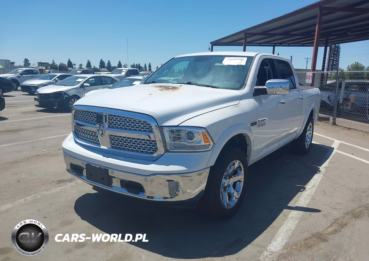 2017 Ram 1500 Laramie 4X4 5'7 Box VIN:1C6RR7NM5HS558399 - 2