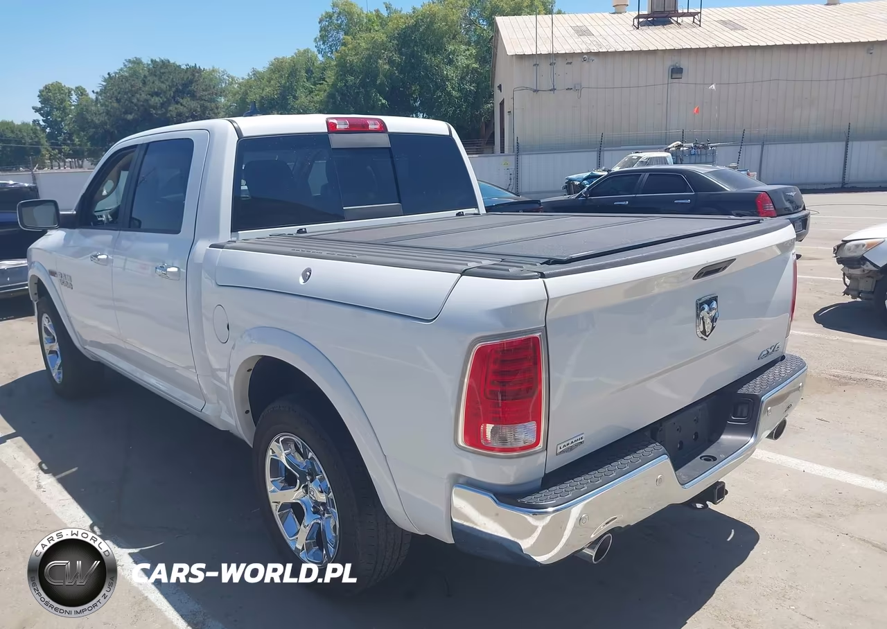 2017 Ram 1500 Laramie 4X4 5'7 Box VIN:1C6RR7NM5HS558399 - 3