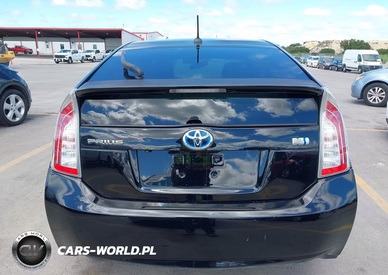 2012 Toyota Prius Three VIN:JTDKN3DUXC1539250 - 17