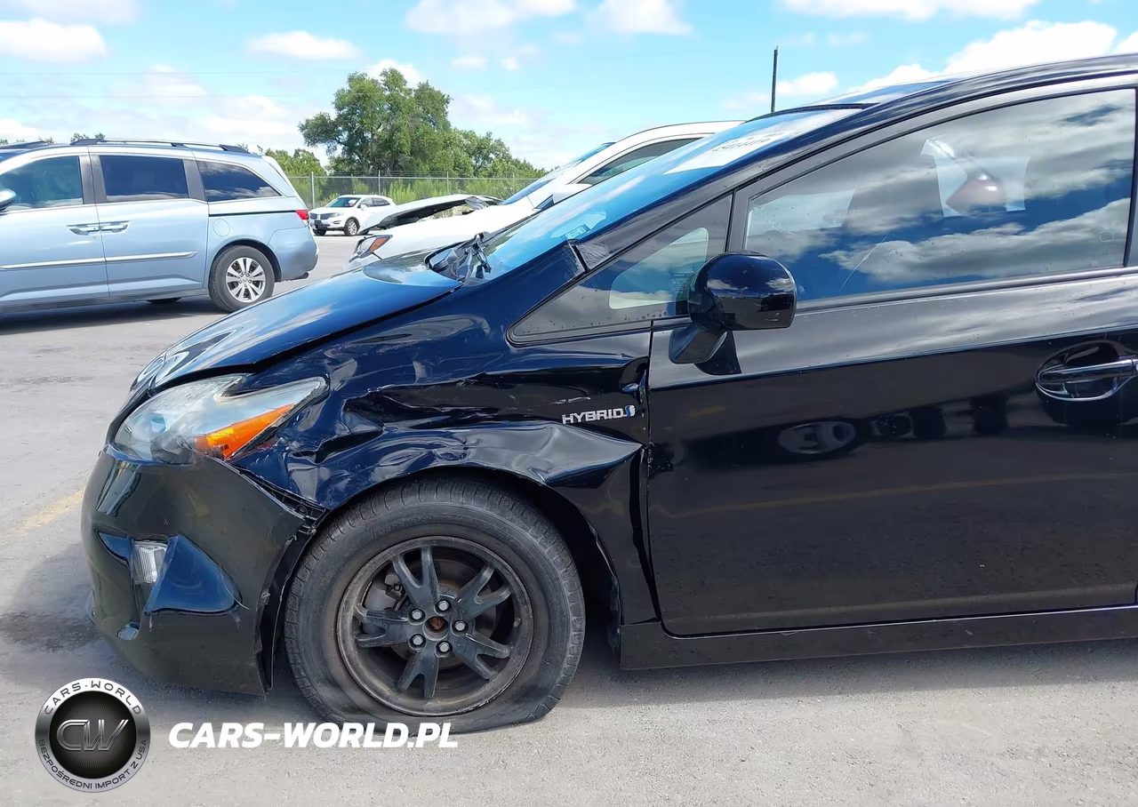 2012 Toyota Prius Three VIN:JTDKN3DUXC1539250 - 6