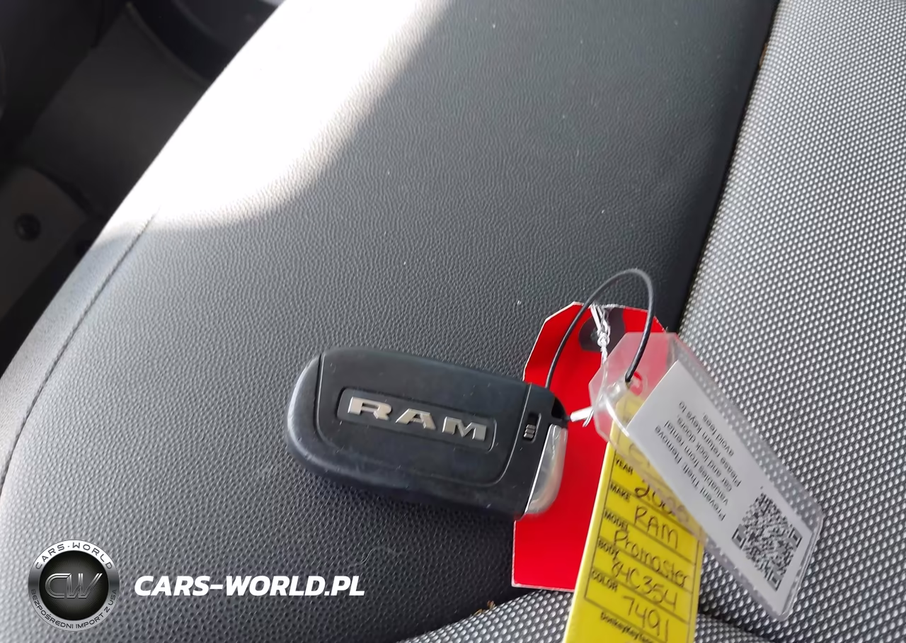 2025 Ram Promaster 2500 Tradesman High Roof 136 Wb W-Pass Seat VIN:3C6LRVCG6SE512002 - 11
