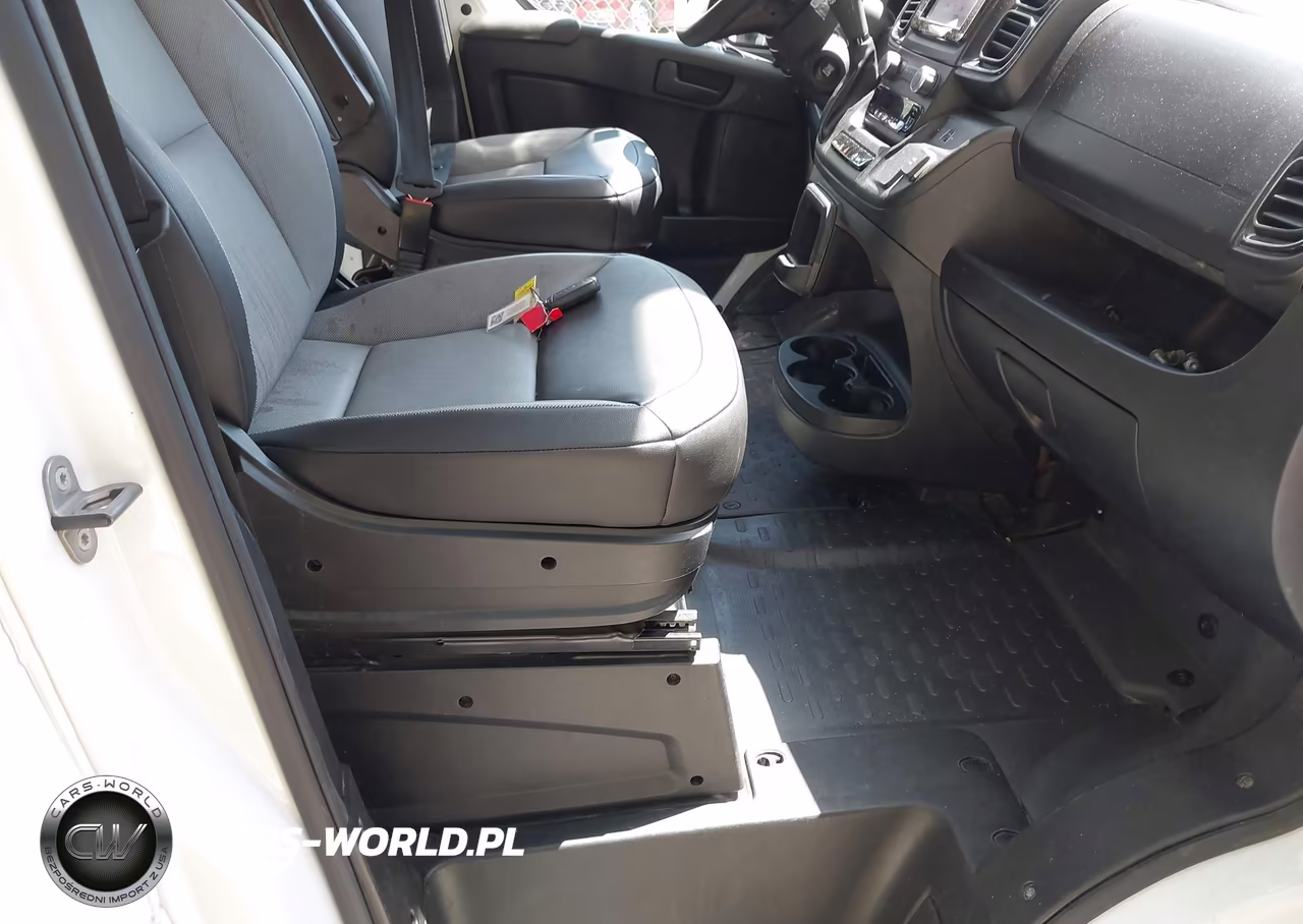 2025 Ram Promaster 2500 Tradesman High Roof 136 Wb W-Pass Seat VIN:3C6LRVCG6SE512002 - 5