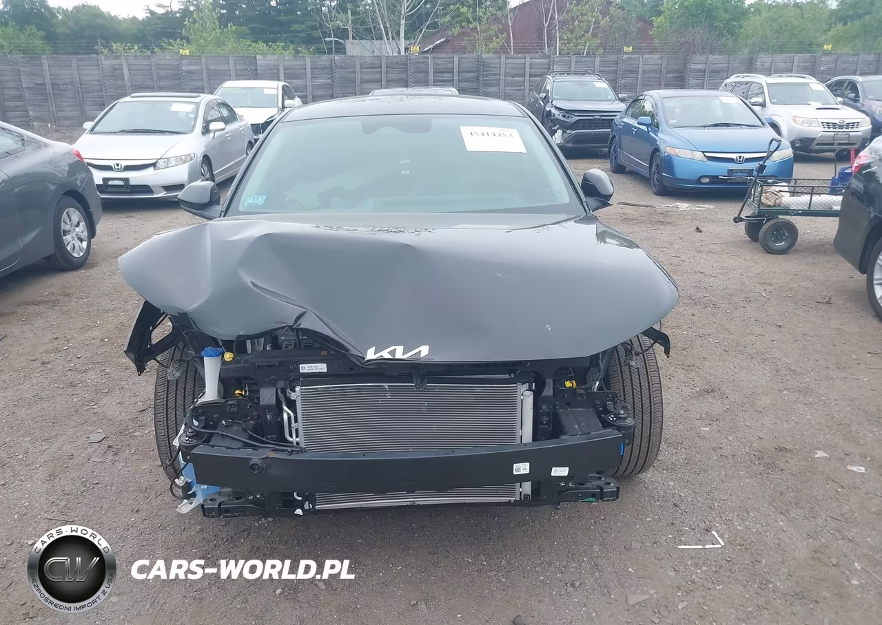 2025 Kia K4 Lxs VIN:3KPFT4DE1SE213872 - 6