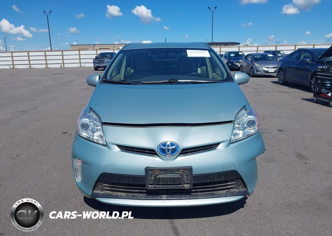2013 Toyota Prius Two VIN:JTDKN3DU8D1652051 - 12