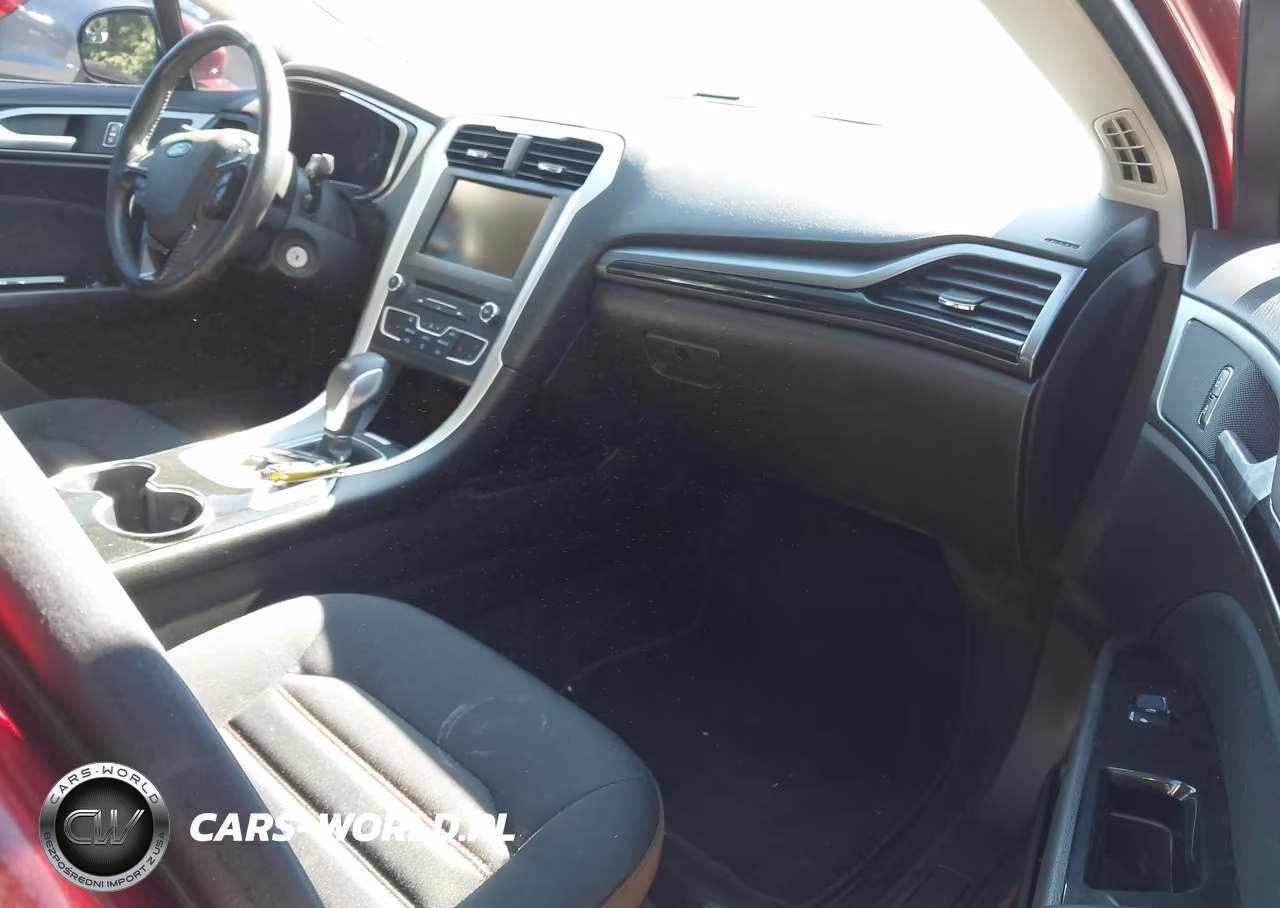 2016 Ford Fusion Se VIN:3FA6P0HD6GR324714 - 5