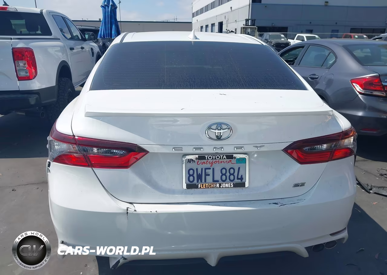 2021 Toyota Camry Se VIN:4T1G11AK0MU556336 - 17