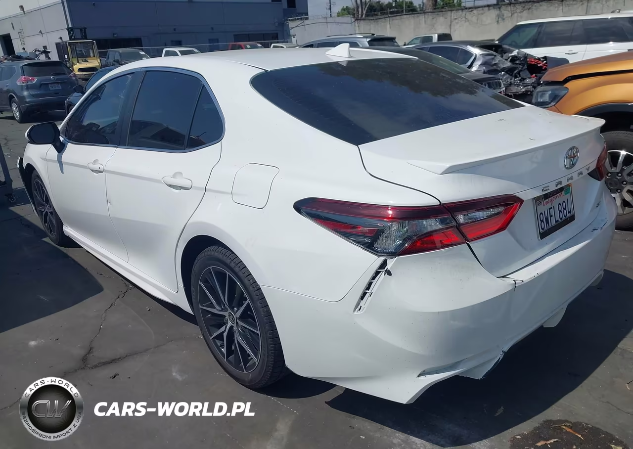 2021 Toyota Camry Se VIN:4T1G11AK0MU556336 - 3