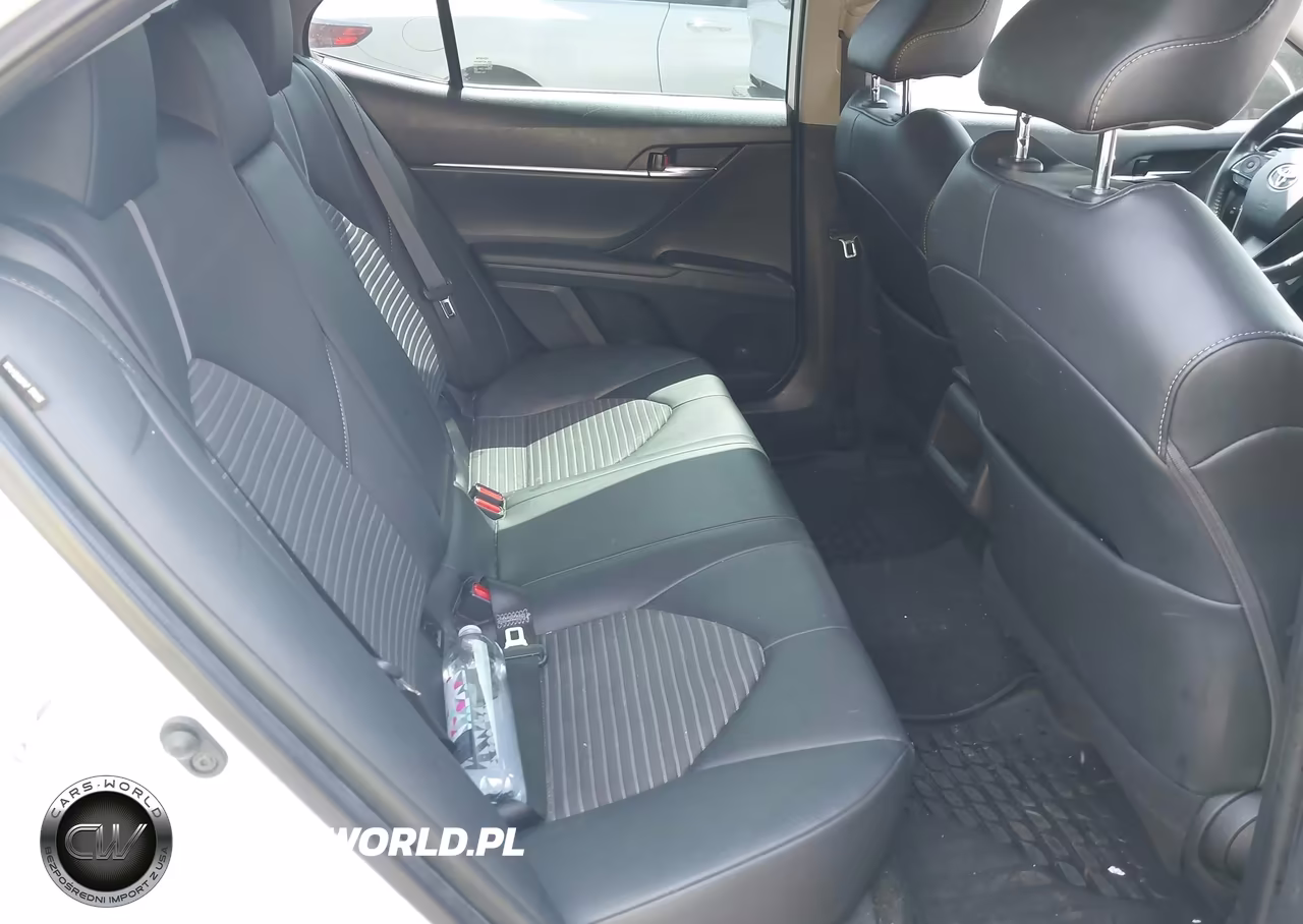 2021 Toyota Camry Se VIN:4T1G11AK0MU556336 - 8
