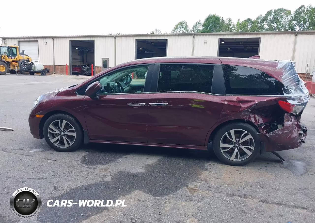 2021 Honda Odyssey Touring VIN:5FNRL6H82MB003419 - 14