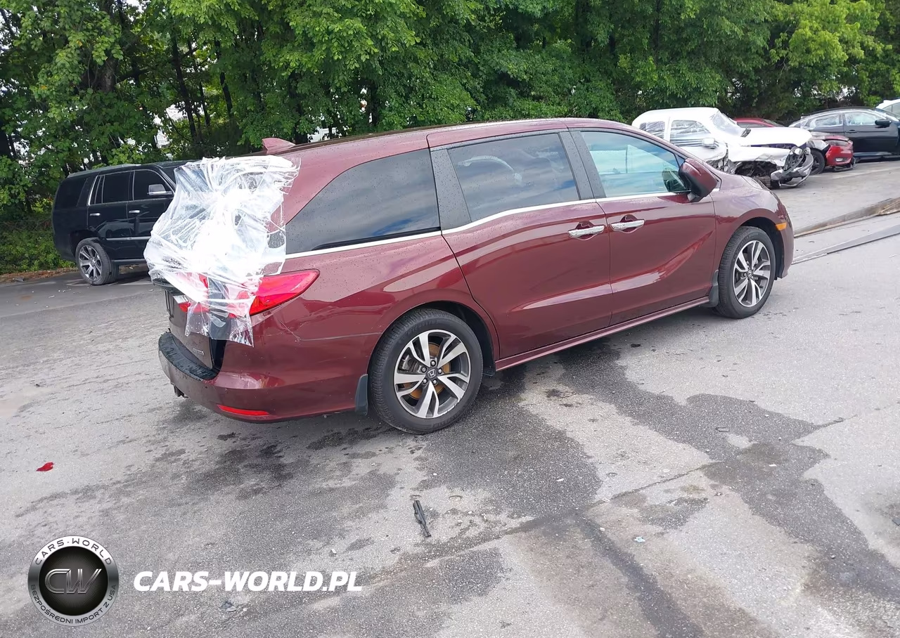 2021 Honda Odyssey Touring VIN:5FNRL6H82MB003419 - 4