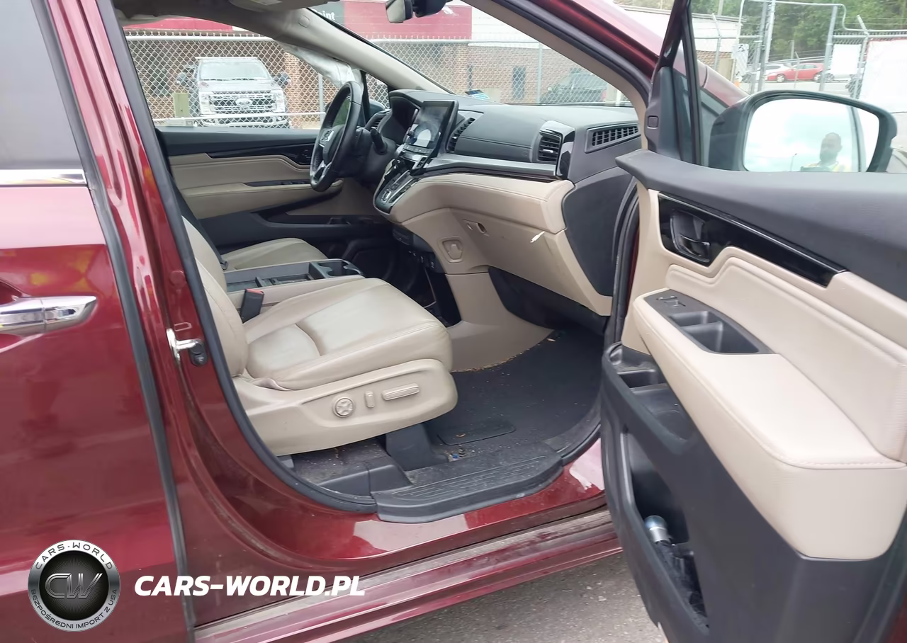 2021 Honda Odyssey Touring VIN:5FNRL6H82MB003419 - 5