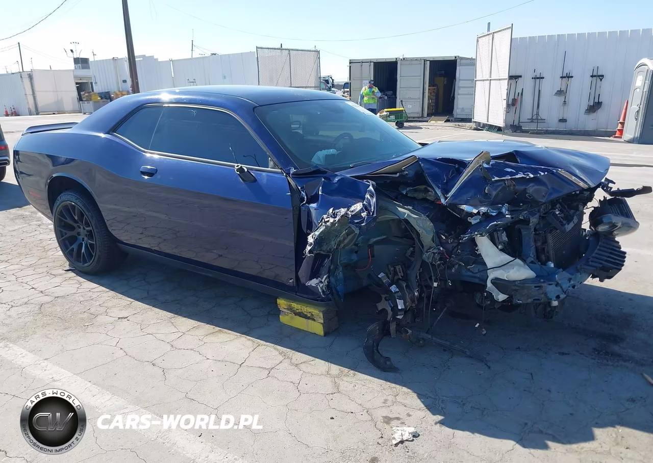 2015 Dodge Challenger R-T – zdjęcie 1 z 17