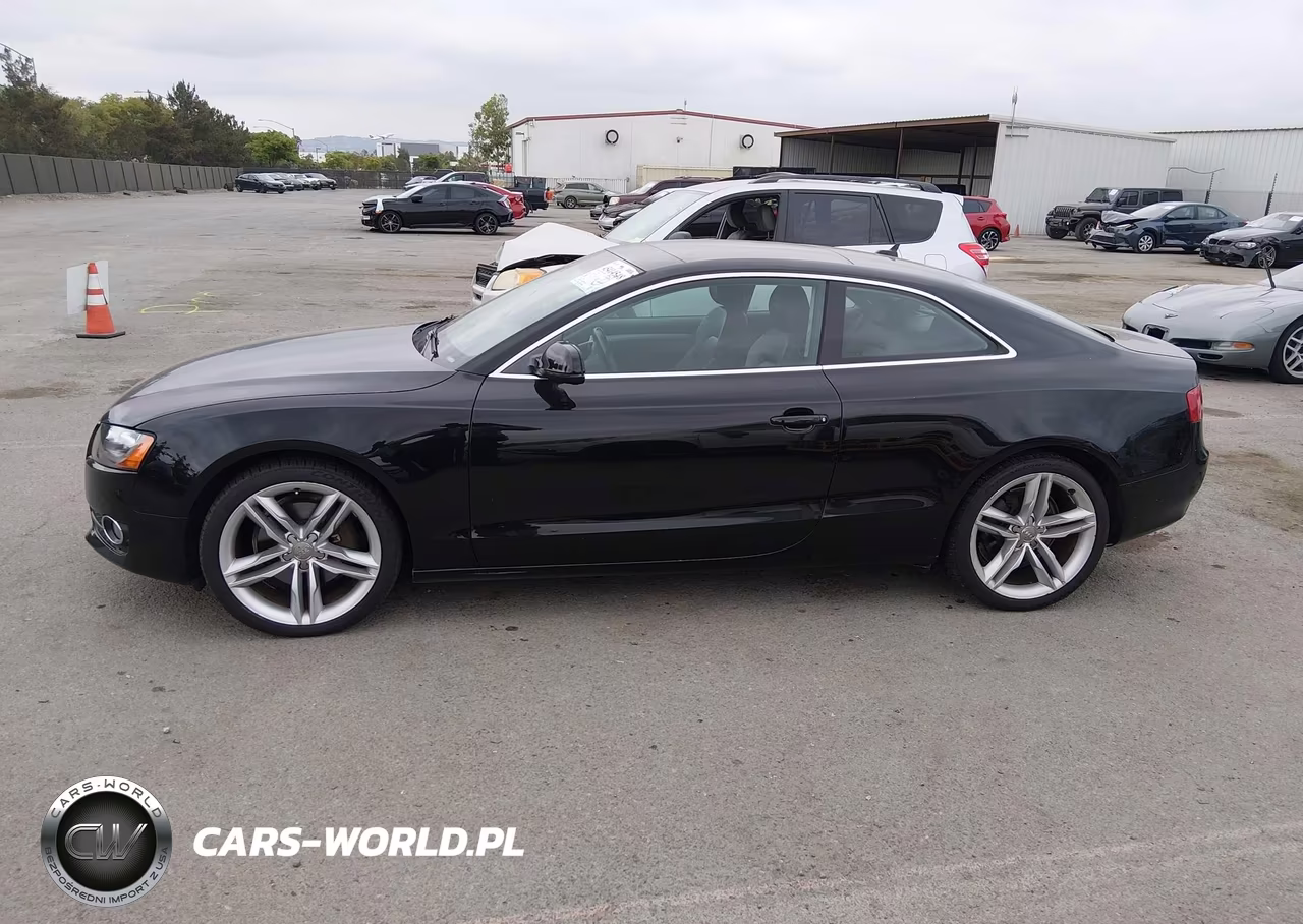 2011 Audi A5 2.0T Premium VIN:WAULFAFR8BA049853 - 16