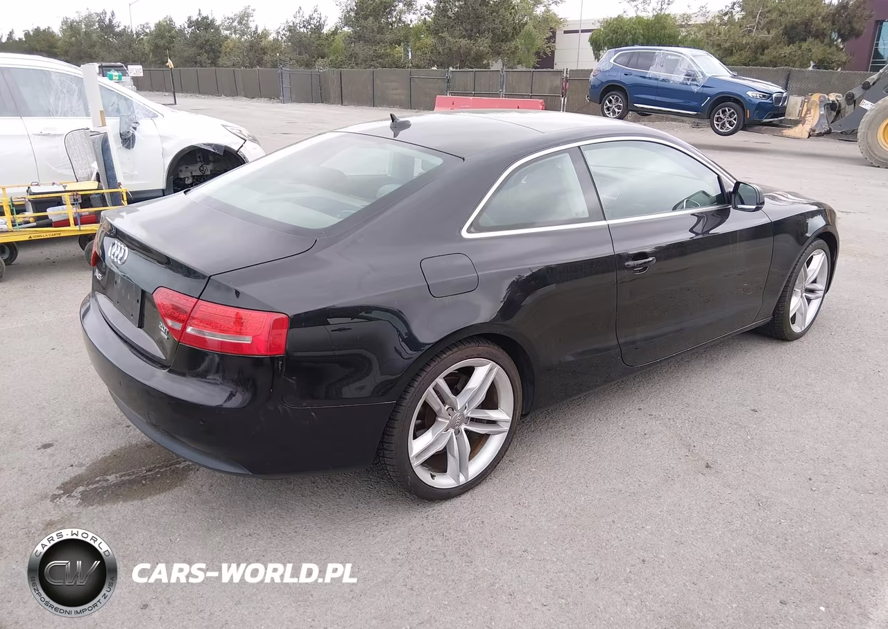 2011 Audi A5 2.0T Premium VIN:WAULFAFR8BA049853 - 4