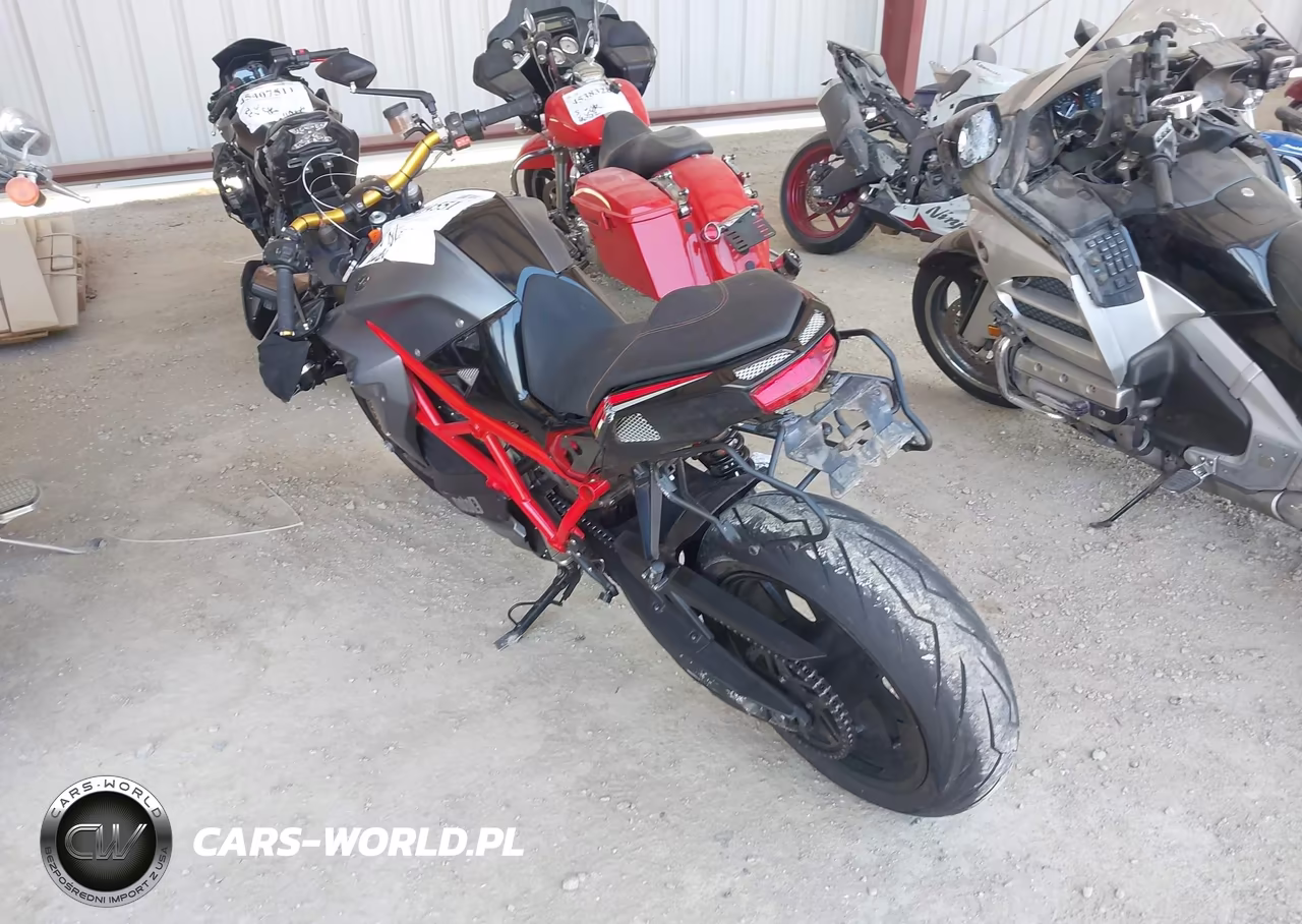 2021 Energica Eva Ribelle VIN:ZNNR1A1B5MS000096 - 3