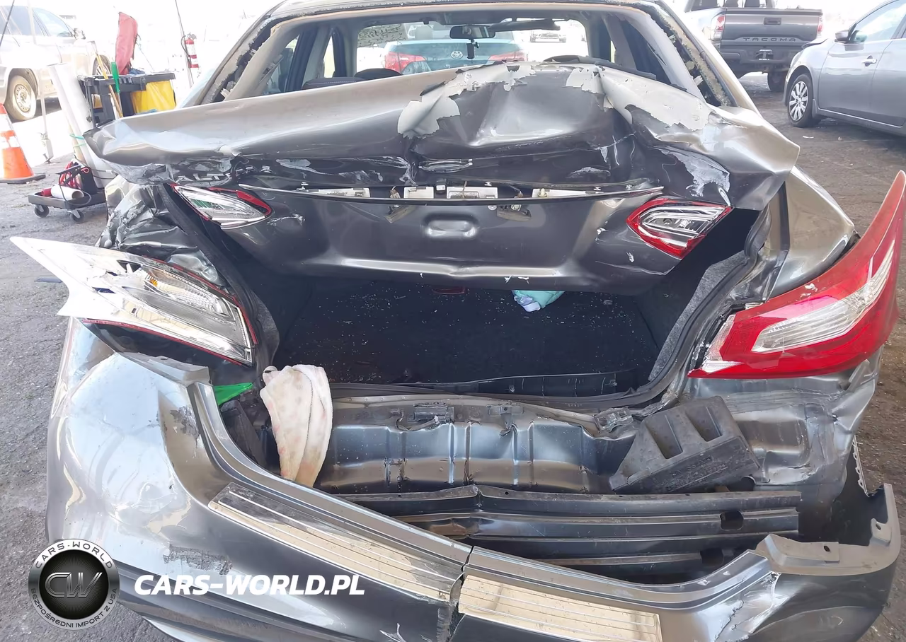 2017 Nissan Altima 2.5 S VIN:1N4AL3AP2HN347777 - 6