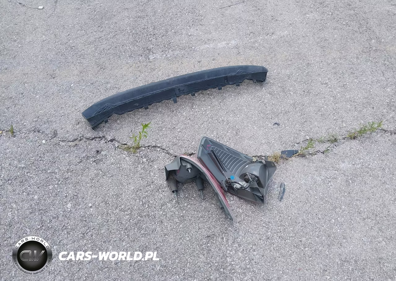 2009 Ford Focus Ses VIN:1FAHP33N29W195073 - 12
