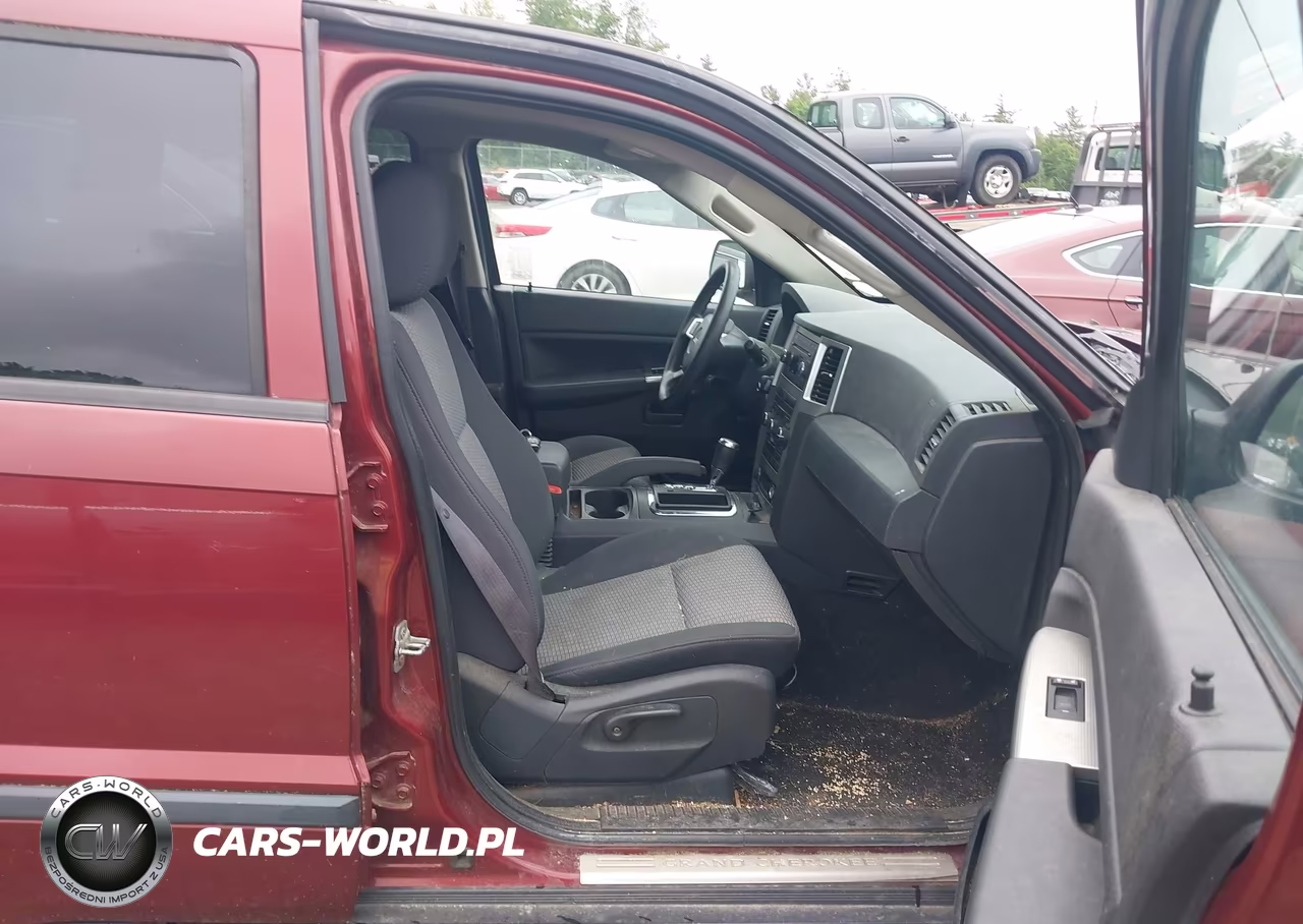 2008 Jeep Grand Cherokee Laredo VIN:1J8GR48K68C146648 - 5