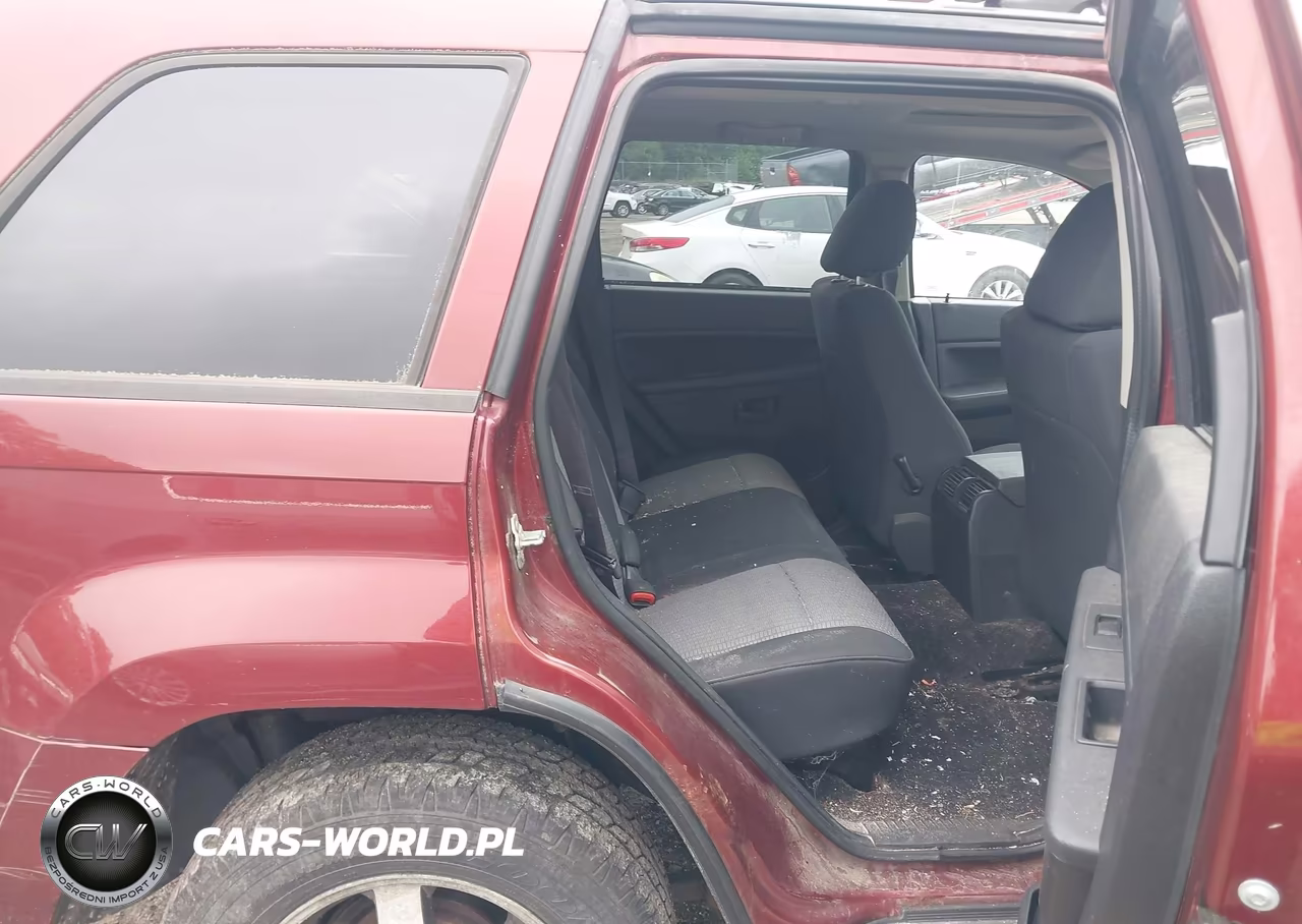 2008 Jeep Grand Cherokee Laredo VIN:1J8GR48K68C146648 - 8