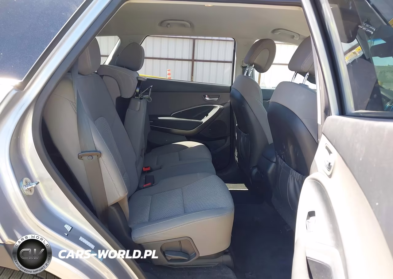 2018 Hyundai Santa Fe Se VIN:KM8SM4HF5JU278749 - 8
