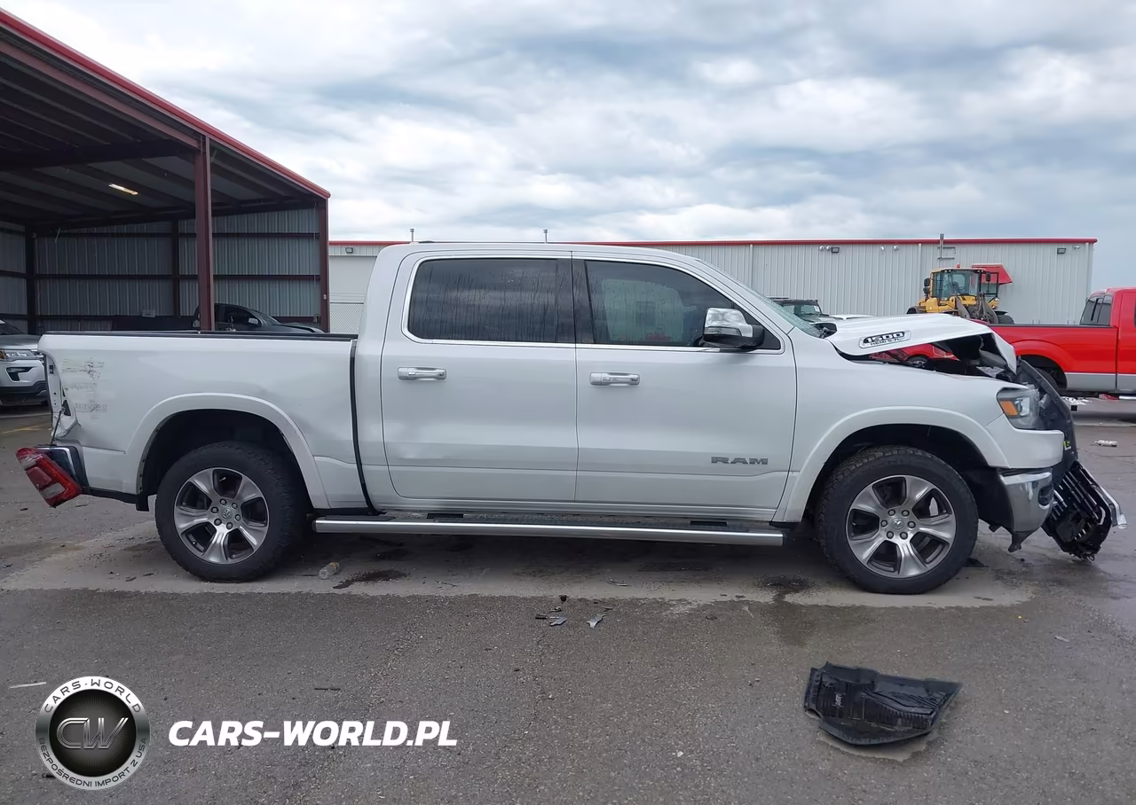 2019 Ram 1500 Laramie 4X4 5'7 Box VIN:1C6SRFJT7KN637829 - 14