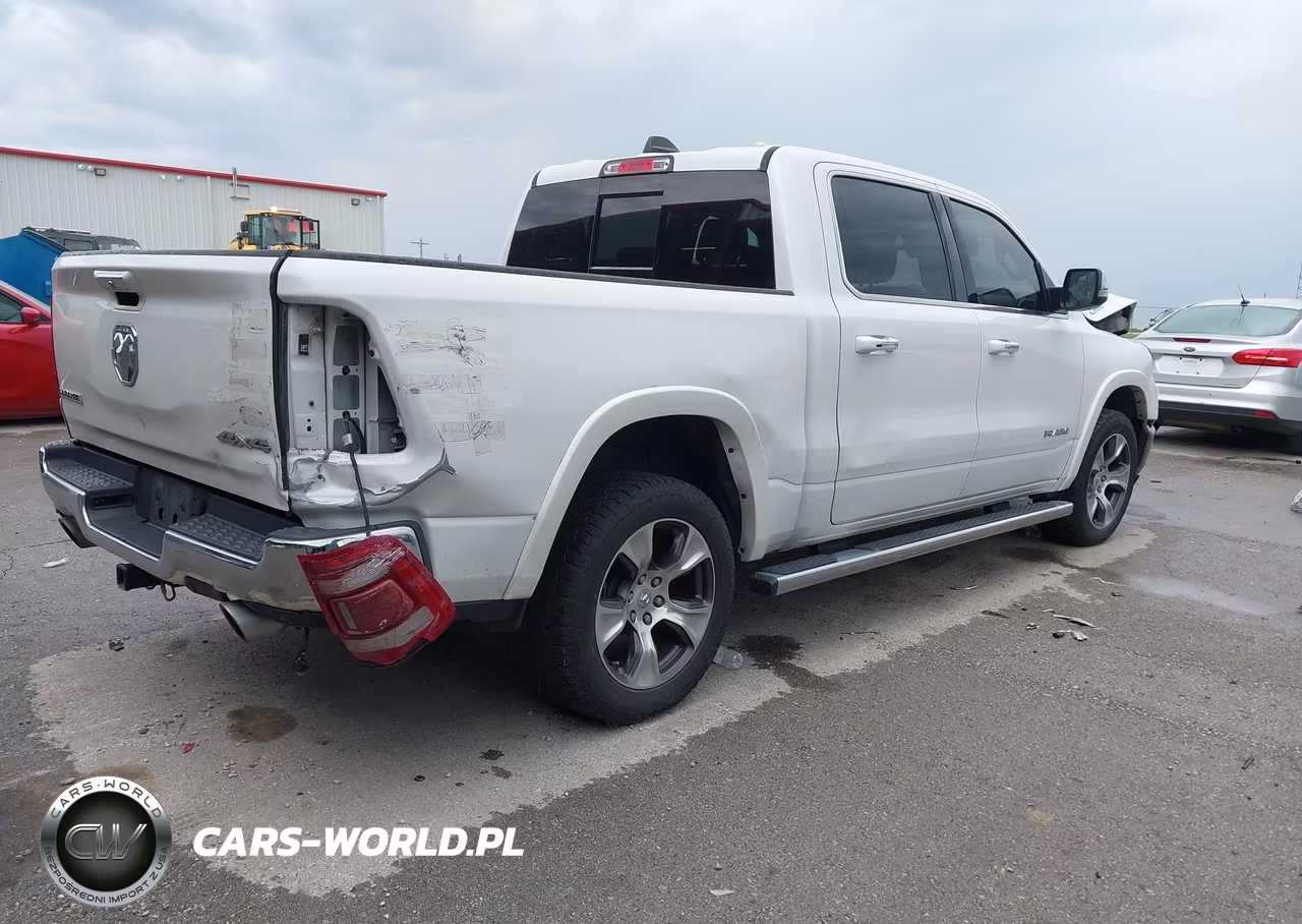 2019 Ram 1500 Laramie 4X4 5'7 Box VIN:1C6SRFJT7KN637829 - 4