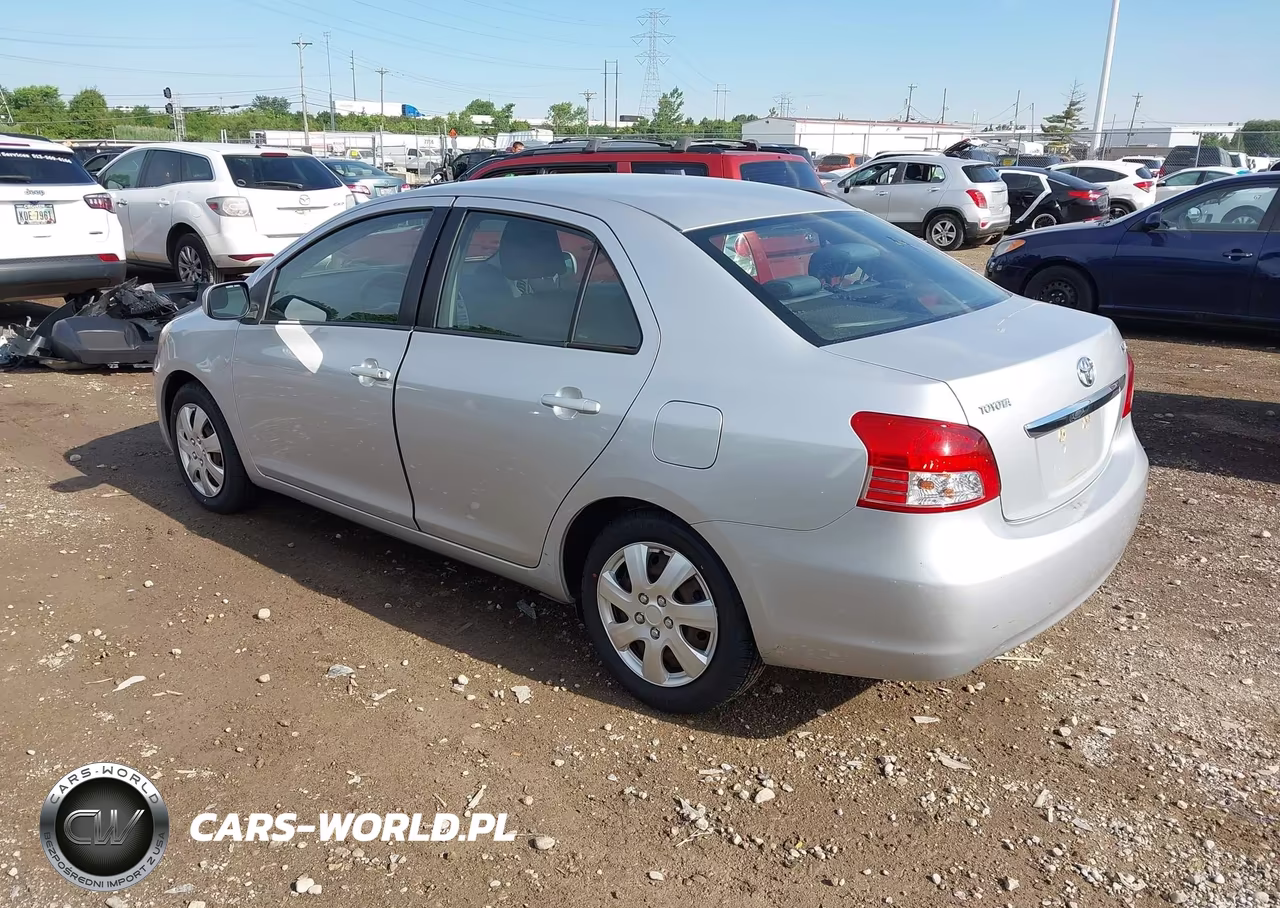 2010 Toyota Yaris VIN:JTDBT4K32A1378072 - 3