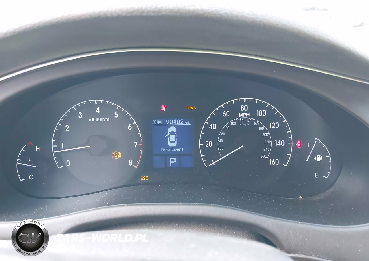 2013 Hyundai Genesis 3.8 VIN:KMHGC4DD0DU223210 - 7