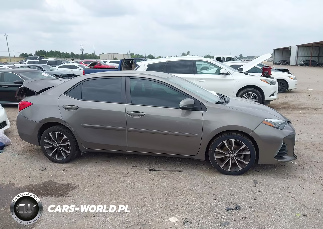 2019 Toyota Corolla Se VIN:2T1BURHE7KC208032 - 13