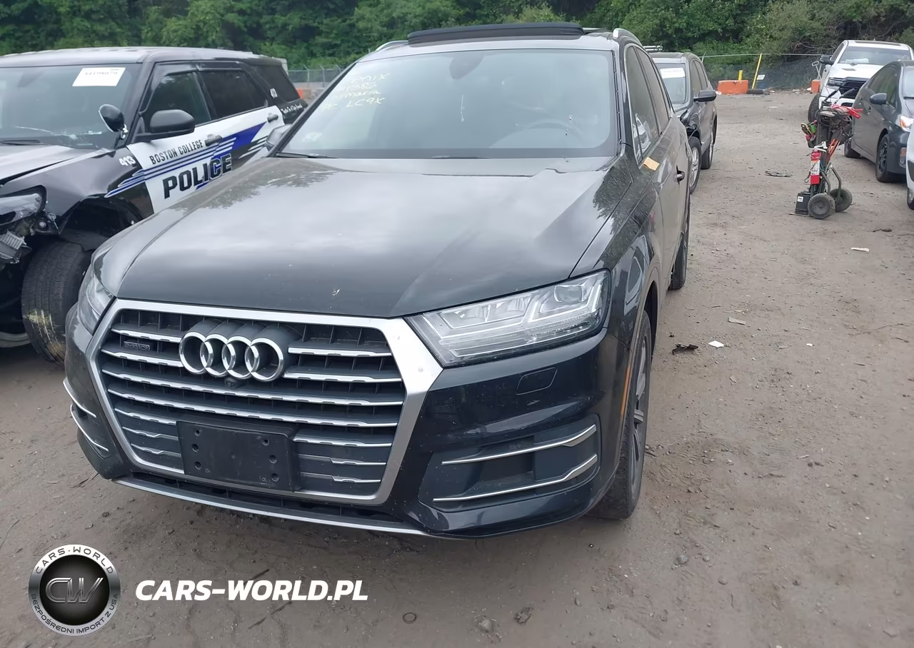 2019 Audi Q7 45 Premium VIN:WA1LHAF74KD037638 - 2